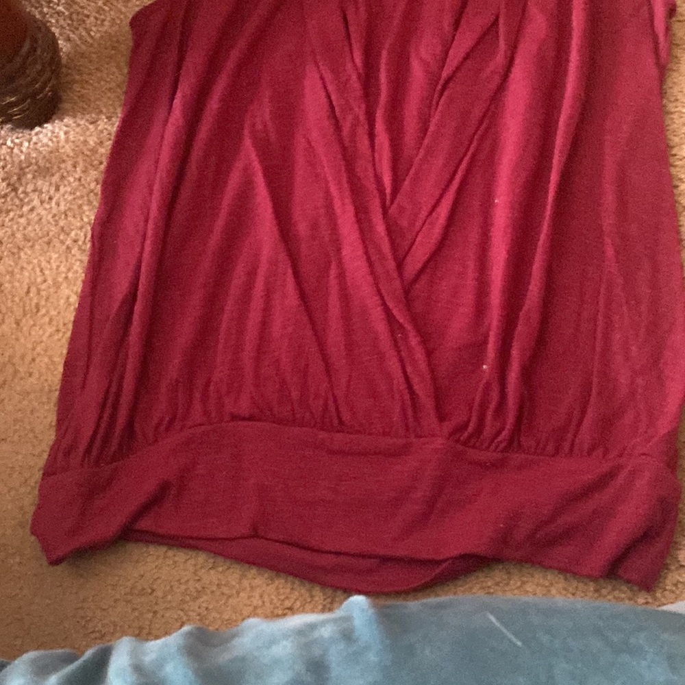 Sleeveless Top - Picture 4 of 5